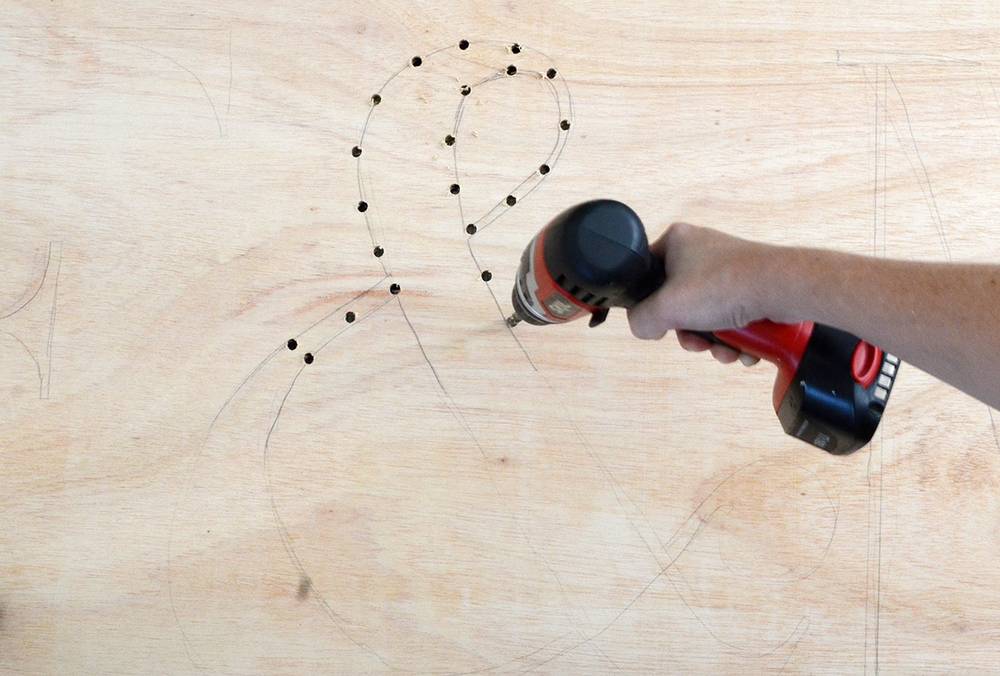 How-To: Funky DIY Monogram Marquee Sign