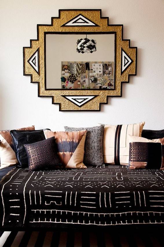 A room done in a Southwestern theme.