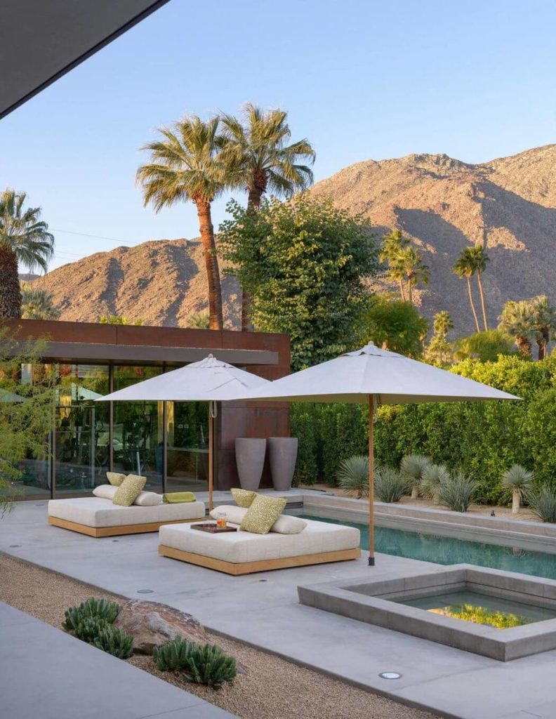 EYE CANDY Palm Springs Patio Style Curbly