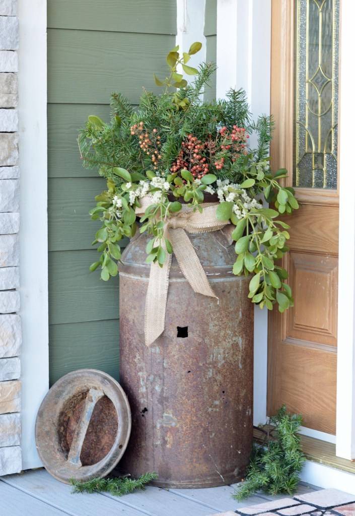 EYE CANDY: Rustic Patio Decor We Love