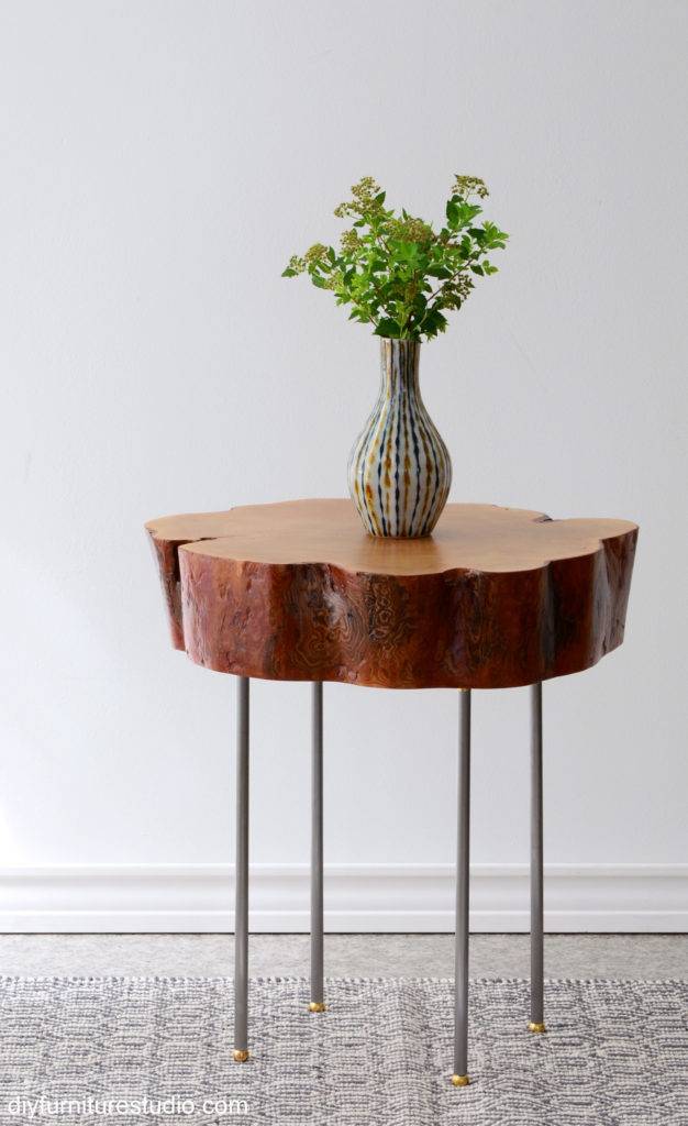 Roundup: 10 Rustic DIY Furniture Projects