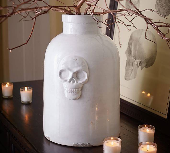 Decorating with Black & White in A Spooky-But-Totally-Chic Way