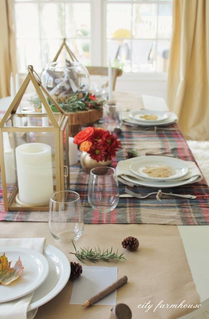 Roundup: 10 Unique Thanksgiving Tablescapes To Inspire You