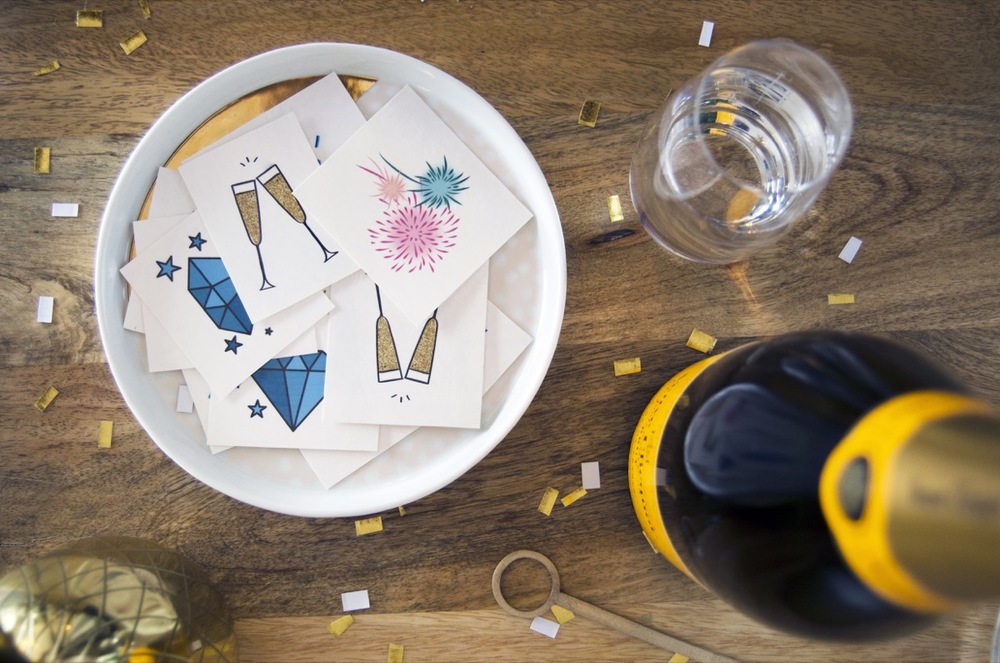 Download this free New Year's party favor printable and make your own temporary tattoos.