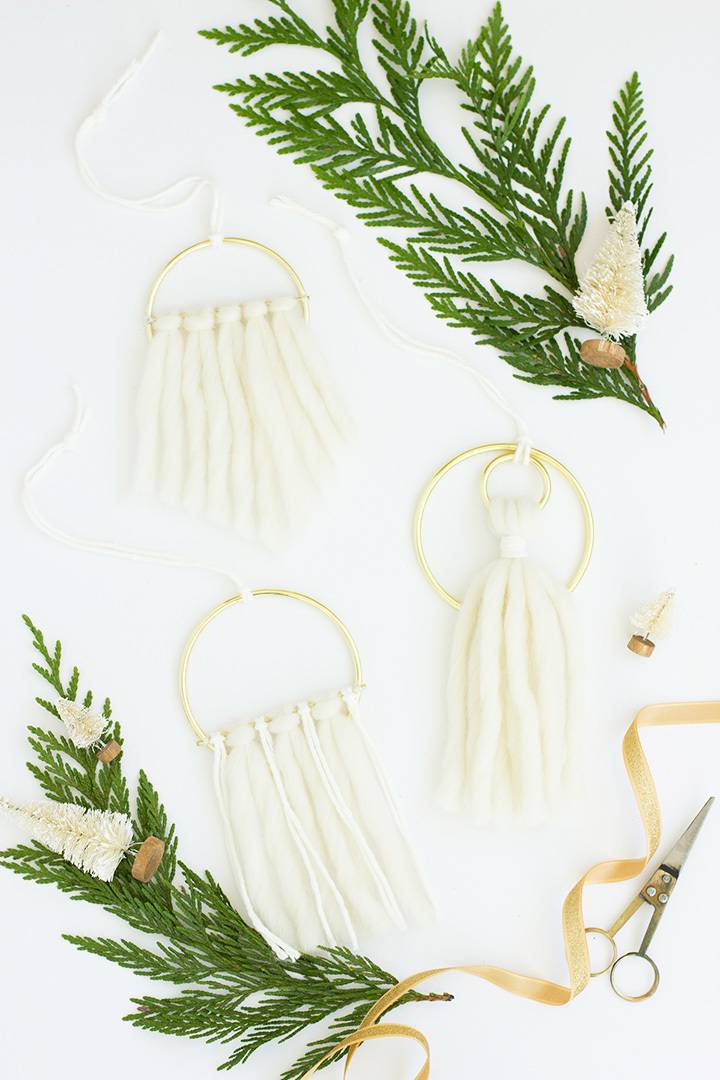 How-To: Completely Adorable Mini Wall Hangings