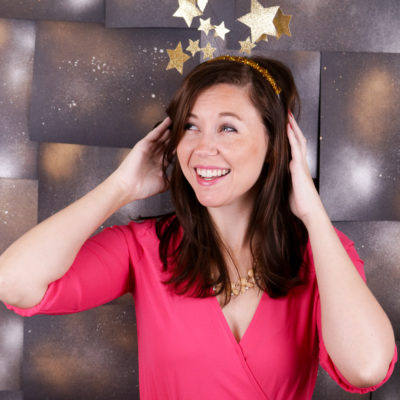 DIY Splattered Paint Backdrop for New Year's Eve