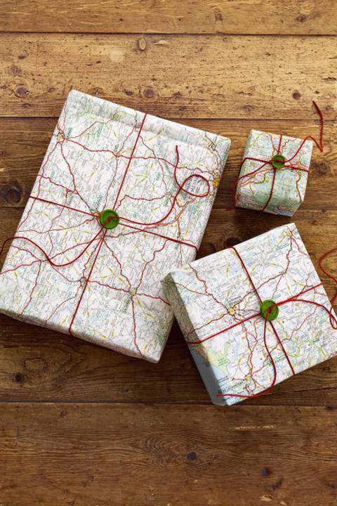 10 Creative Alternatives To Store-Bought Gift Wrap 