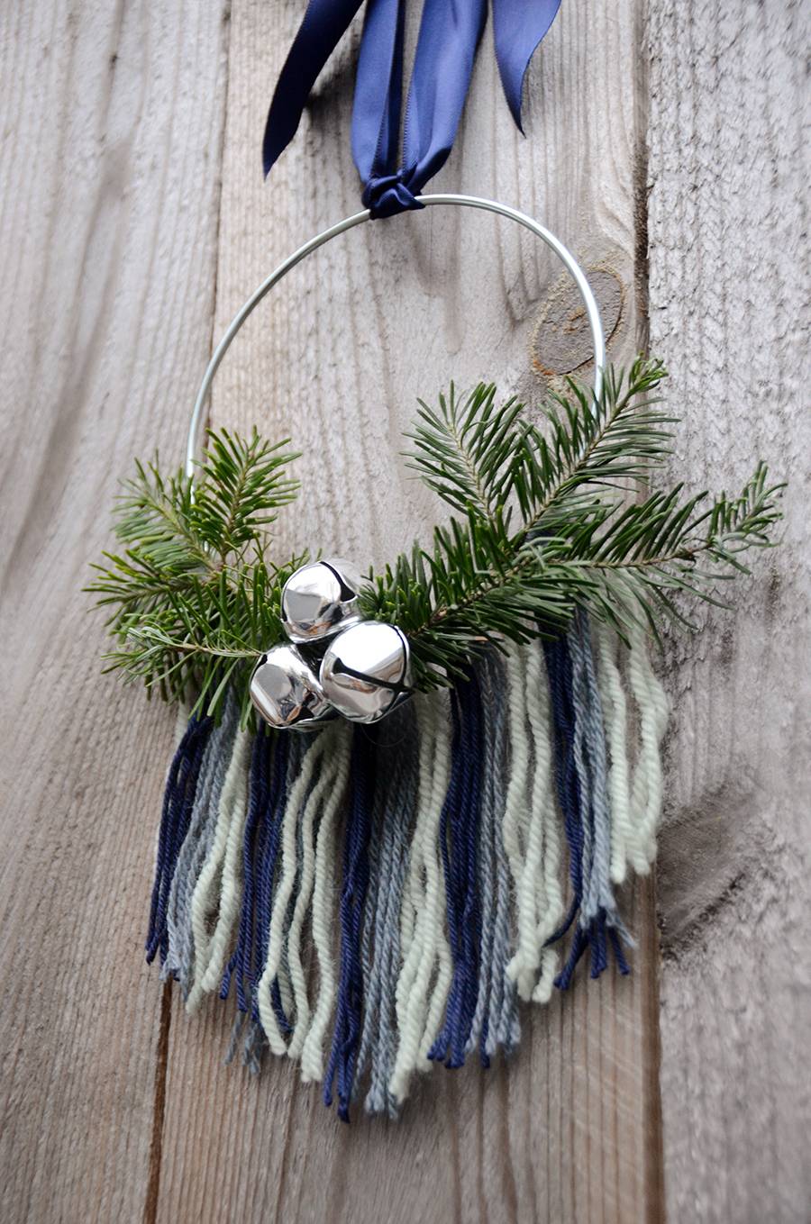 How-To: DIY Bohemian Yarn Fringe Wreath