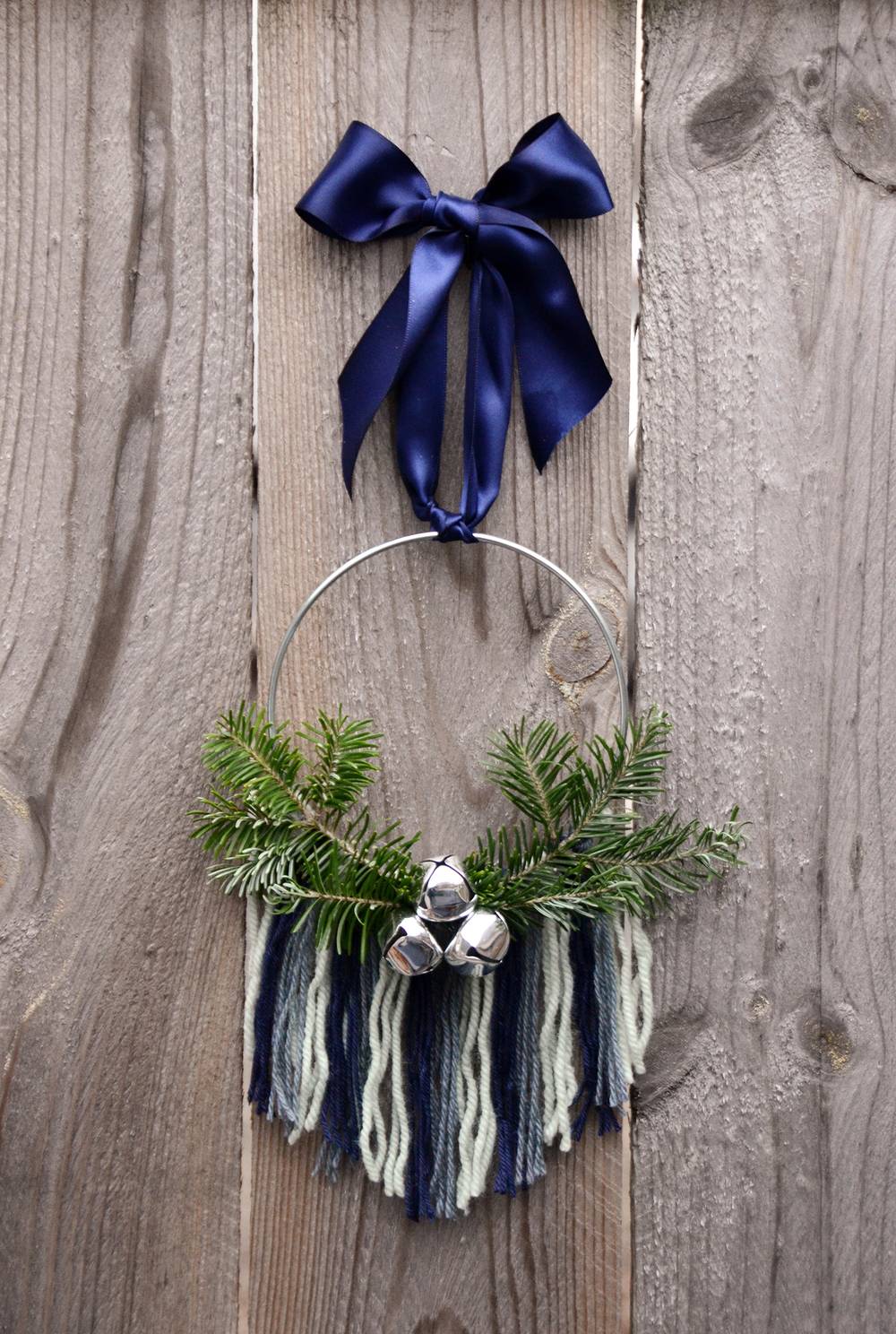 How-To: DIY Bohemian Yarn Fringe Wreath