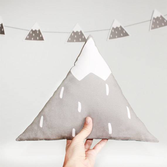 20 Cozy Scandinavian Pillows and Throws You Won't Be Able to Resist