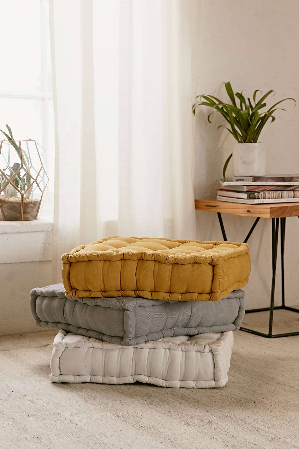20 Cozy Scandinavian Pillows and Throws You Won't Be Able to Resist