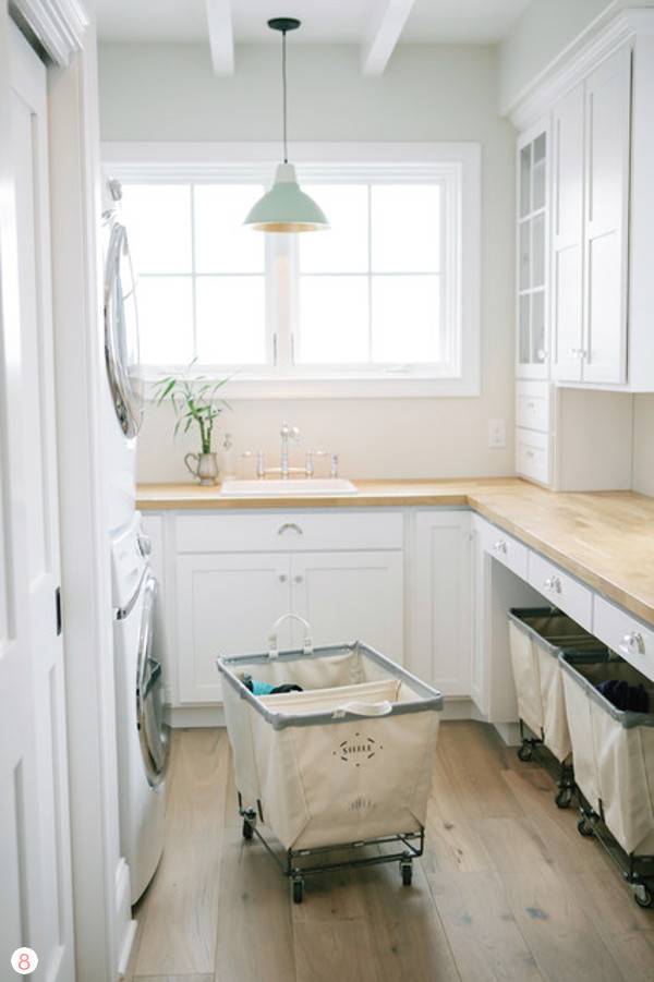 Industrial laundry hamper on casters idea