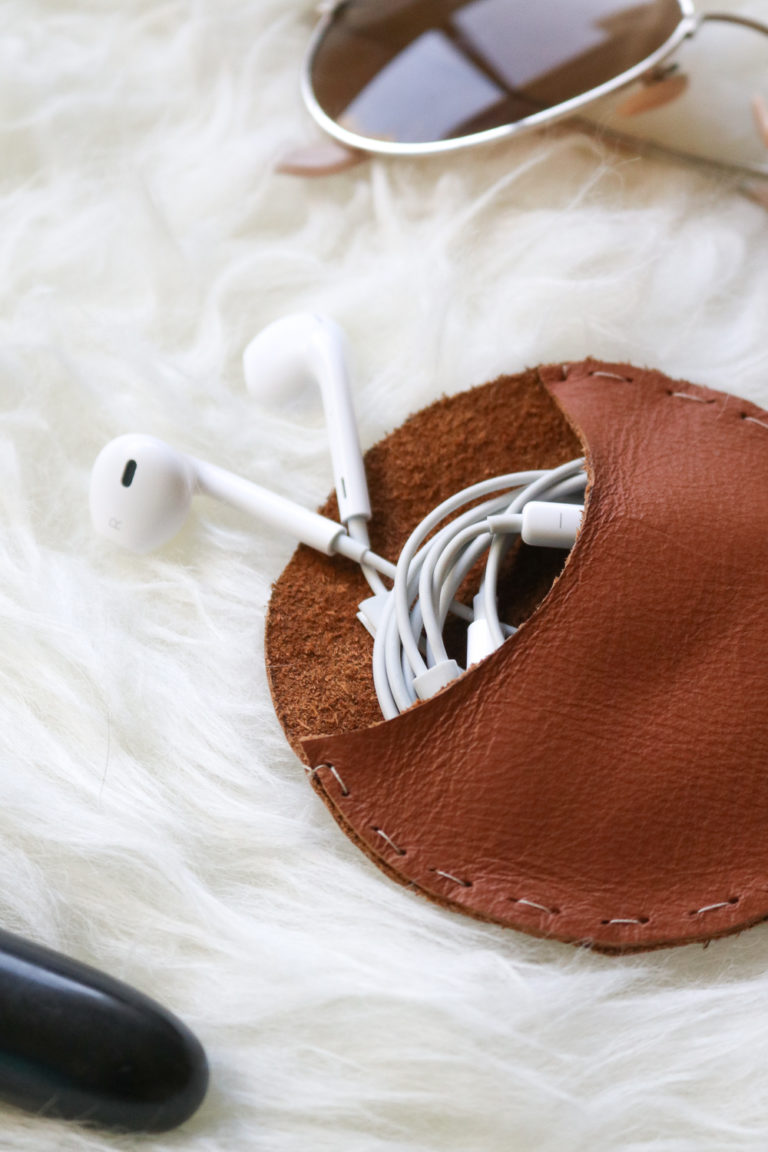Make It! Simple + Stylish Leather Headphone Organizer Curbly