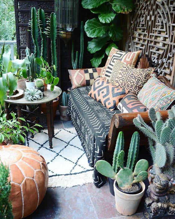 10 Inspiring Boho Chic Outdoor Spaces