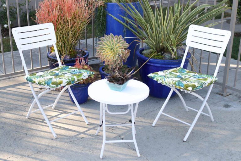 How to Sew Outdoor Chair Cushions in 30 Minutes or Less Curbly