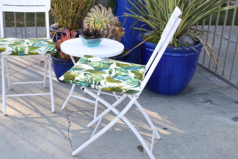 How to Sew Outdoor Chair Cushions in 30 Minutes or Less Curbly