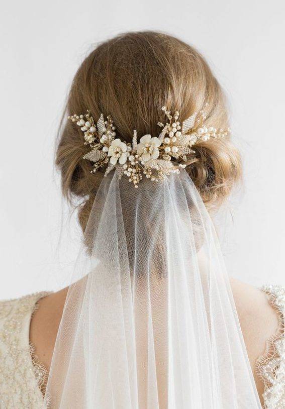 20 Things to Borrow Instead of Buy For Your Wedding