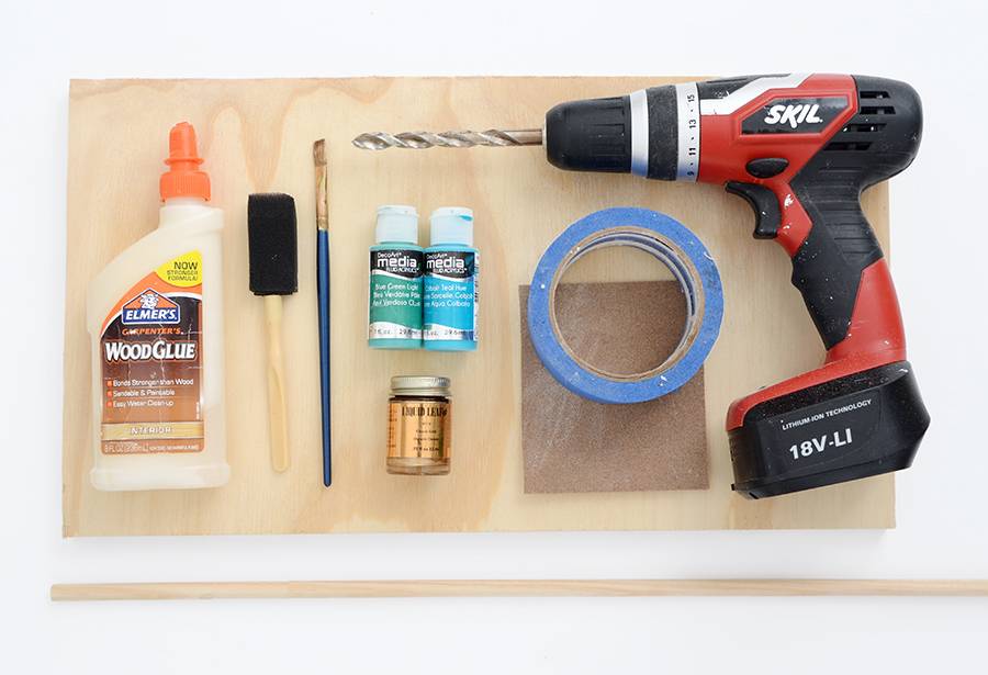 Colorful DIY Wooden Shelf Organizer