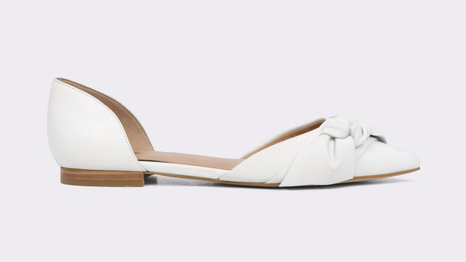 16 Wedding Shoes Comfortable for Dancing the Night Away