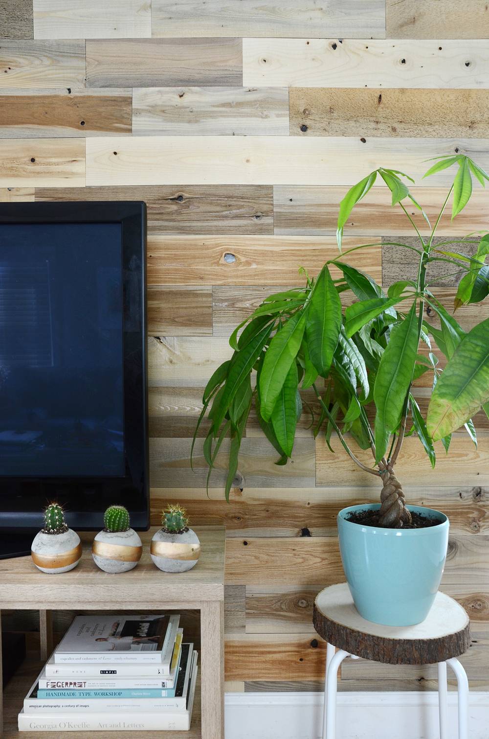 Before and After: Reclaimed Wood Accent Wall