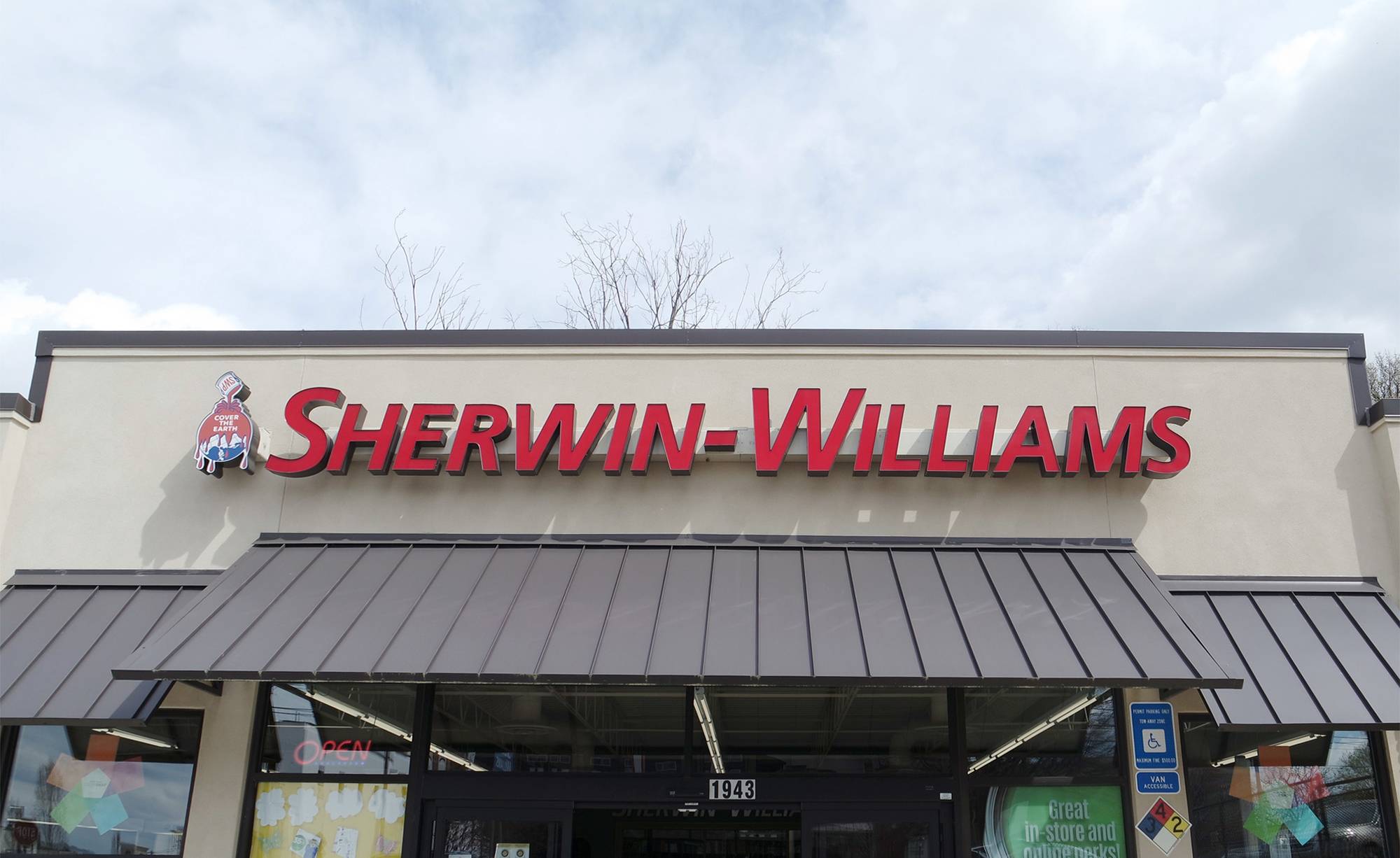 We took a trip to our local Sherwin-Williams in Howell Mill to get started on this room makeover. 