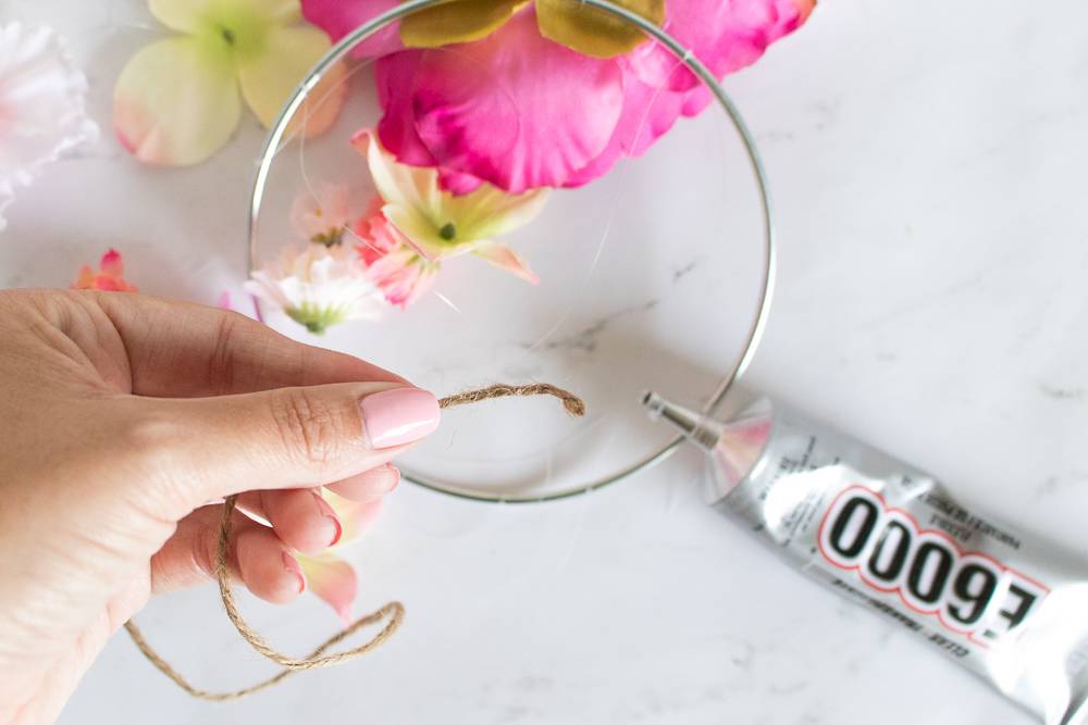 How to Make A Floral Mobile for Any Room