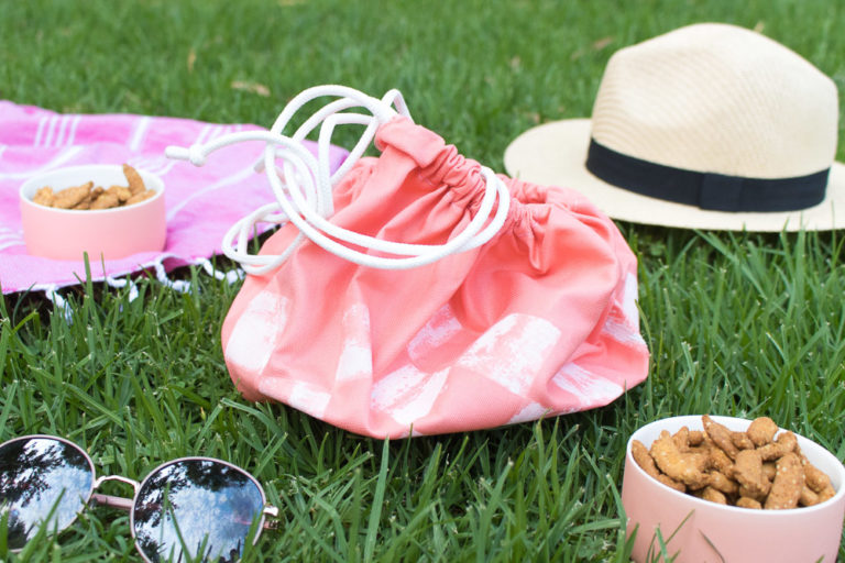 Sew It! DIY Travel Checkers in a Bag Curbly