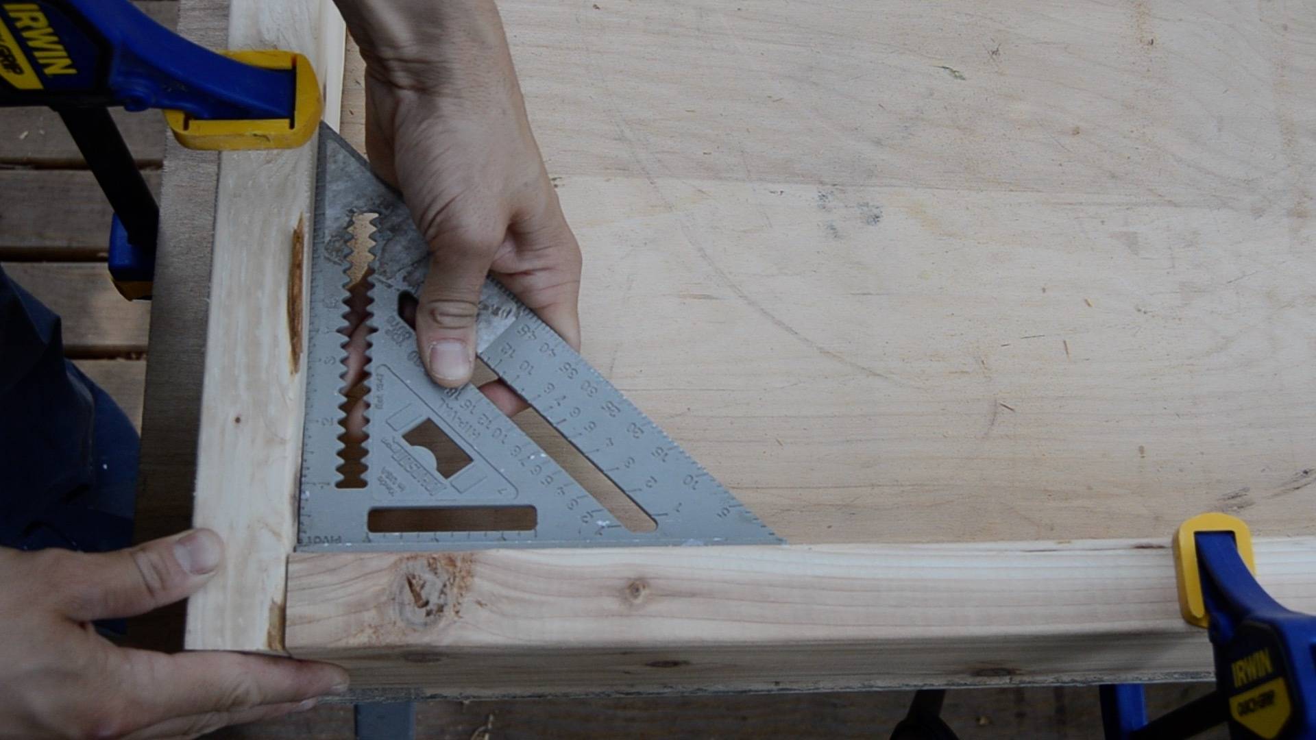 making of a wooden wall with a cutter