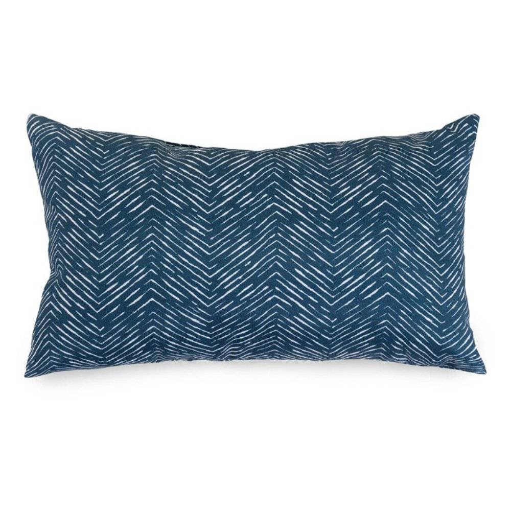 30 Under $30: An Outdoor Pillow Shopping Guide