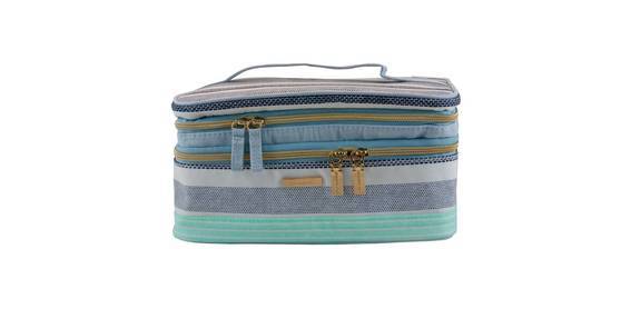 Tips for Styling a Plain Builder Grade Bathroom