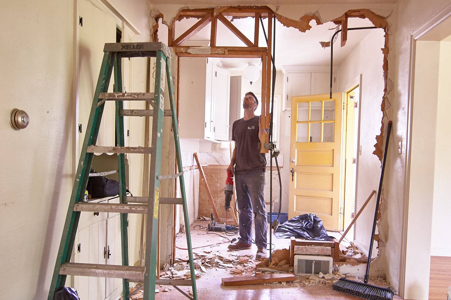 Carpenter work at home renovation.