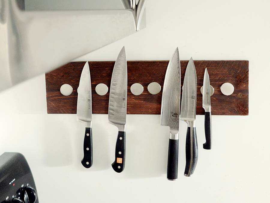 DIY Wooden Wall Mounted Knife Rack