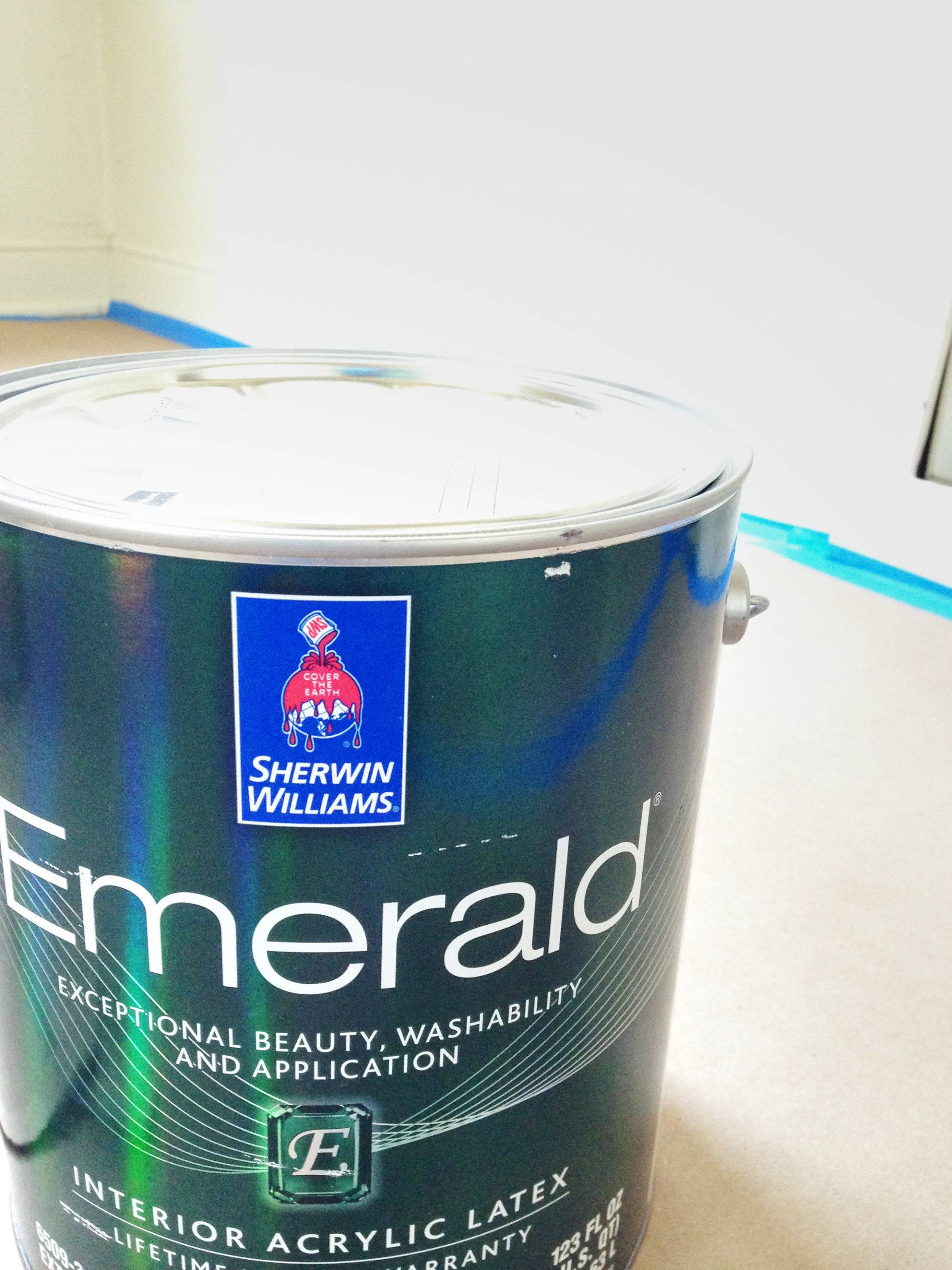 A can of Sherwin Williams Emerald interior acrylic latex paint.