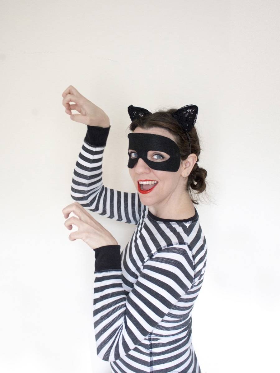 Five last minute costumes for cat lovers | Cat Burglar