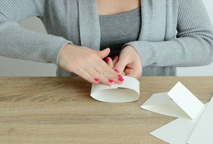 DIY Place Cards With Faux Calligraphy