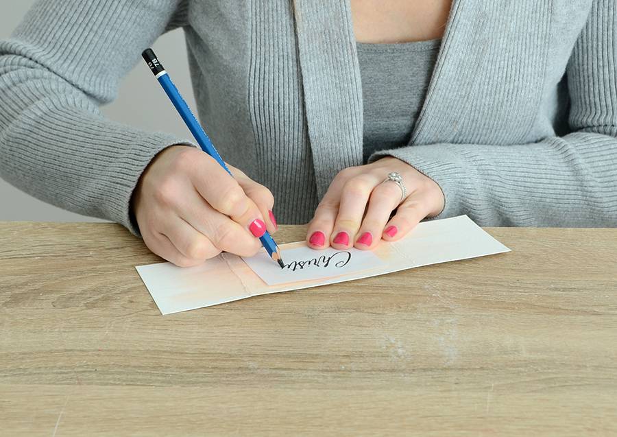 DIY Place Cards With Faux Calligraphy