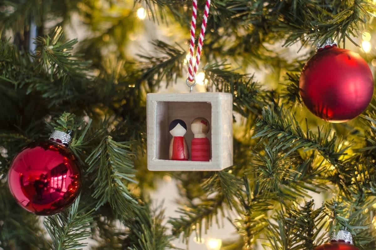 DIY Christmas Ornaments | Paint tiny peg people to represent you and your boo!
