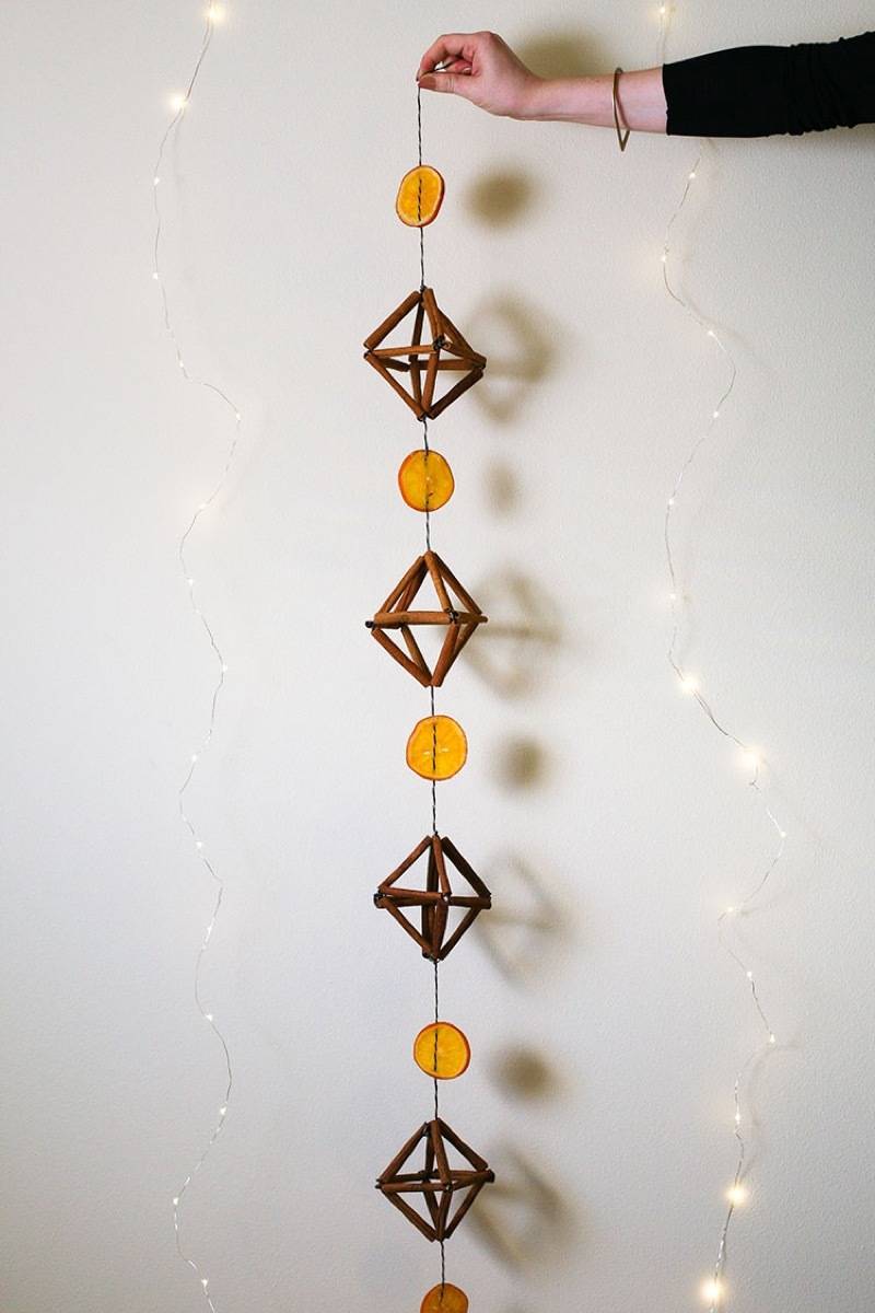 81 Stylish Christmas Decor Ideas You Can DIY | Cinnamon Himmeli garland