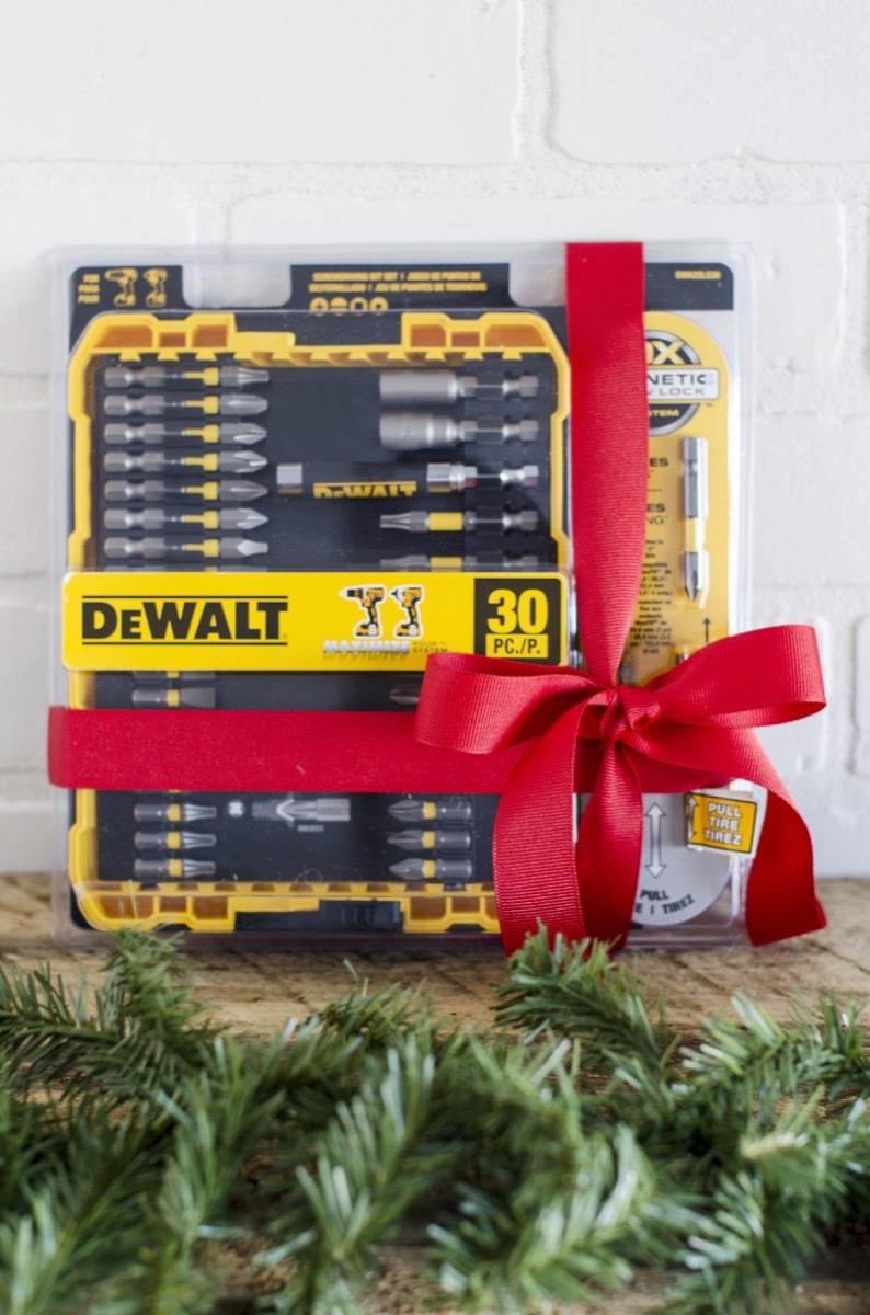 Gift Guide from Home Depot: Gifts under $15
