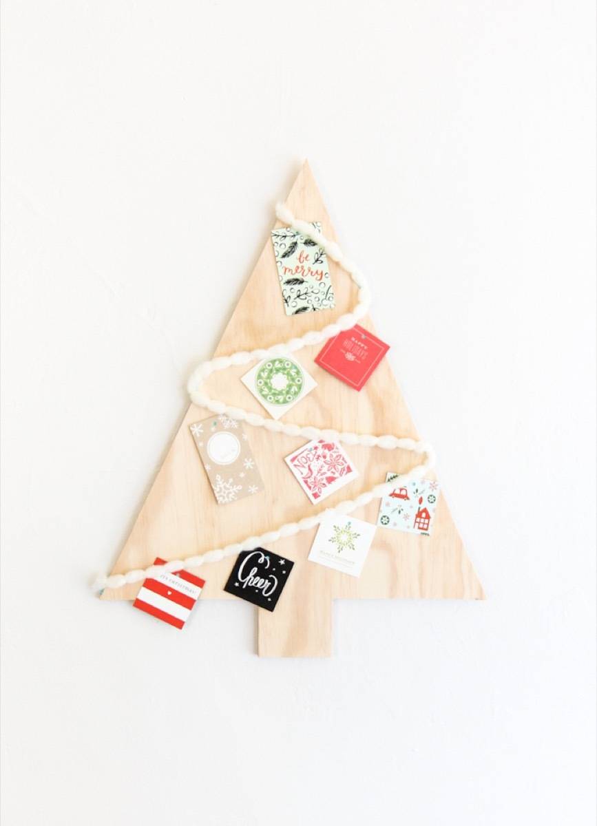 81 Stylish Christmas Decor Ideas You Can DIY | Plywood tree