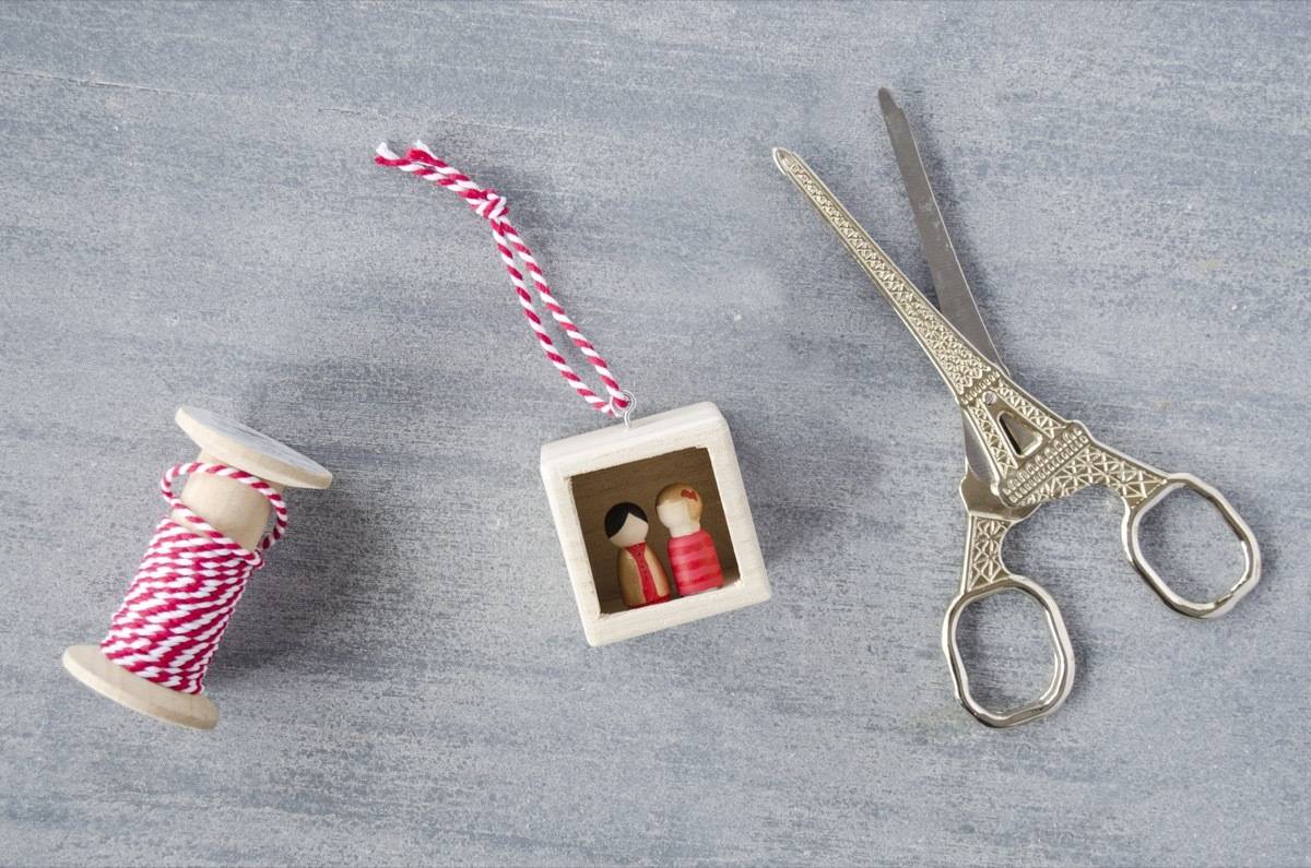 DIY Christmas Ornaments | Couples' Shadowbox | Step 4