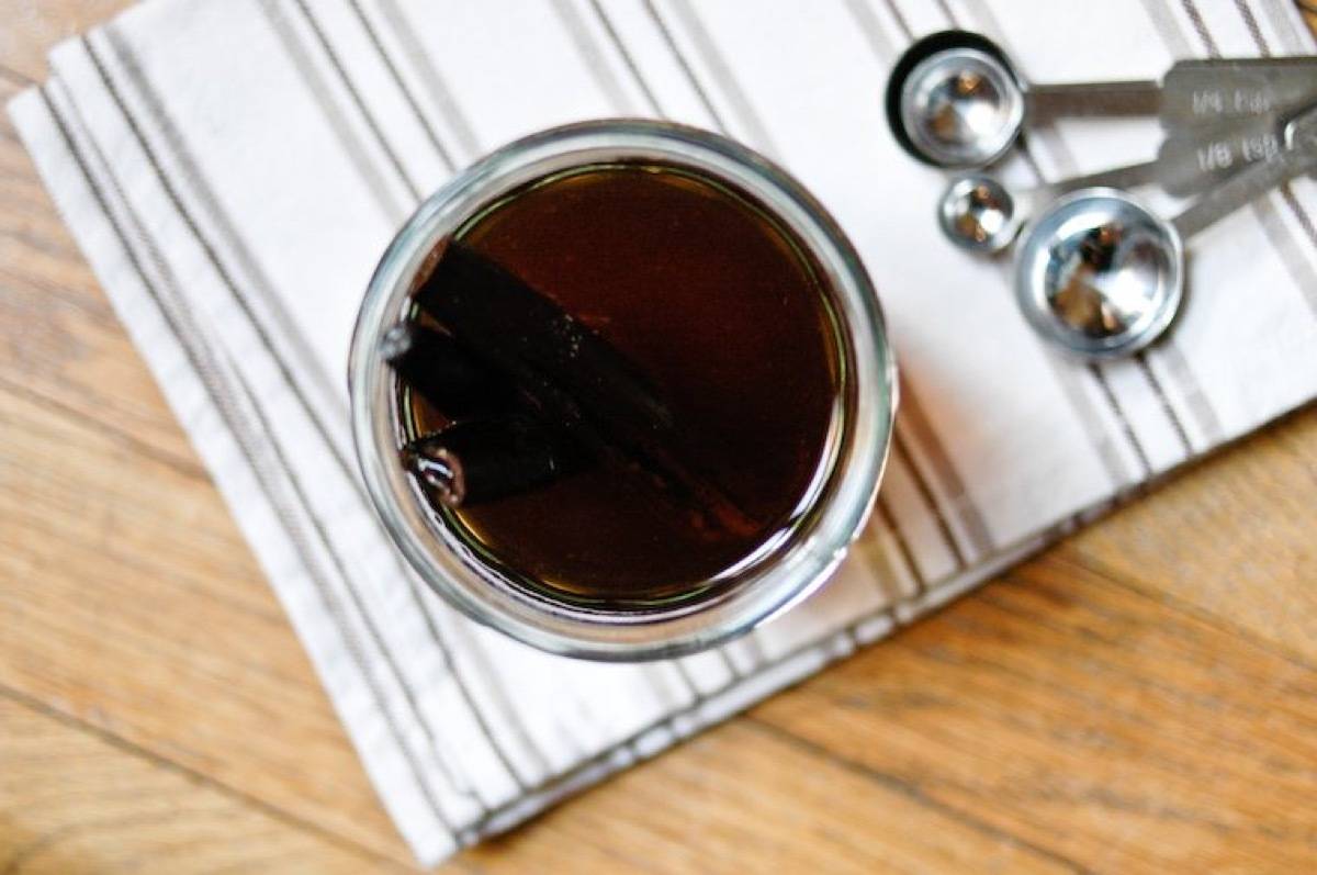 DIY Gifts You Should Start Working on Right Now for Christmas: Extracts