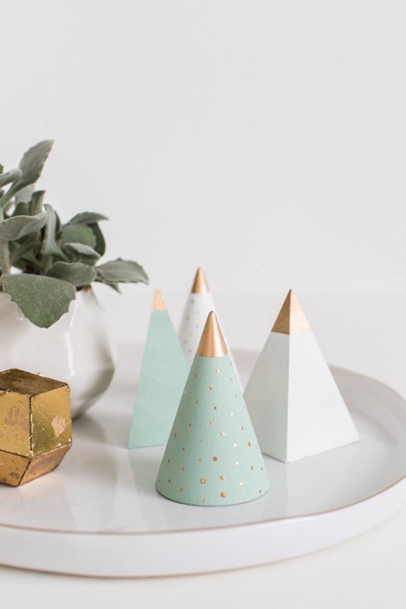 81 Stylish Christmas Decor Ideas You Can DIY | Mini wood trees