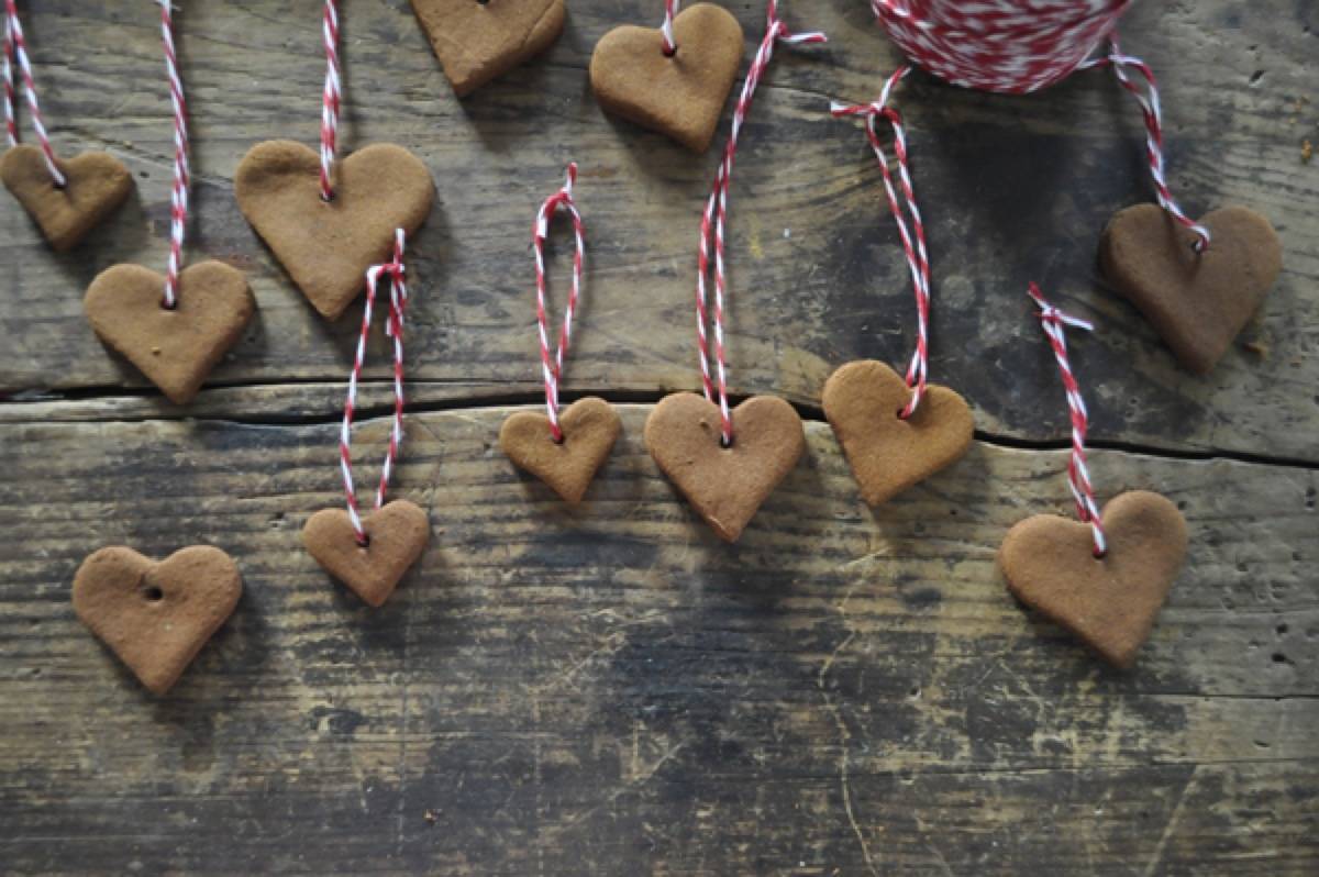 Cinnamon applesauce hearts