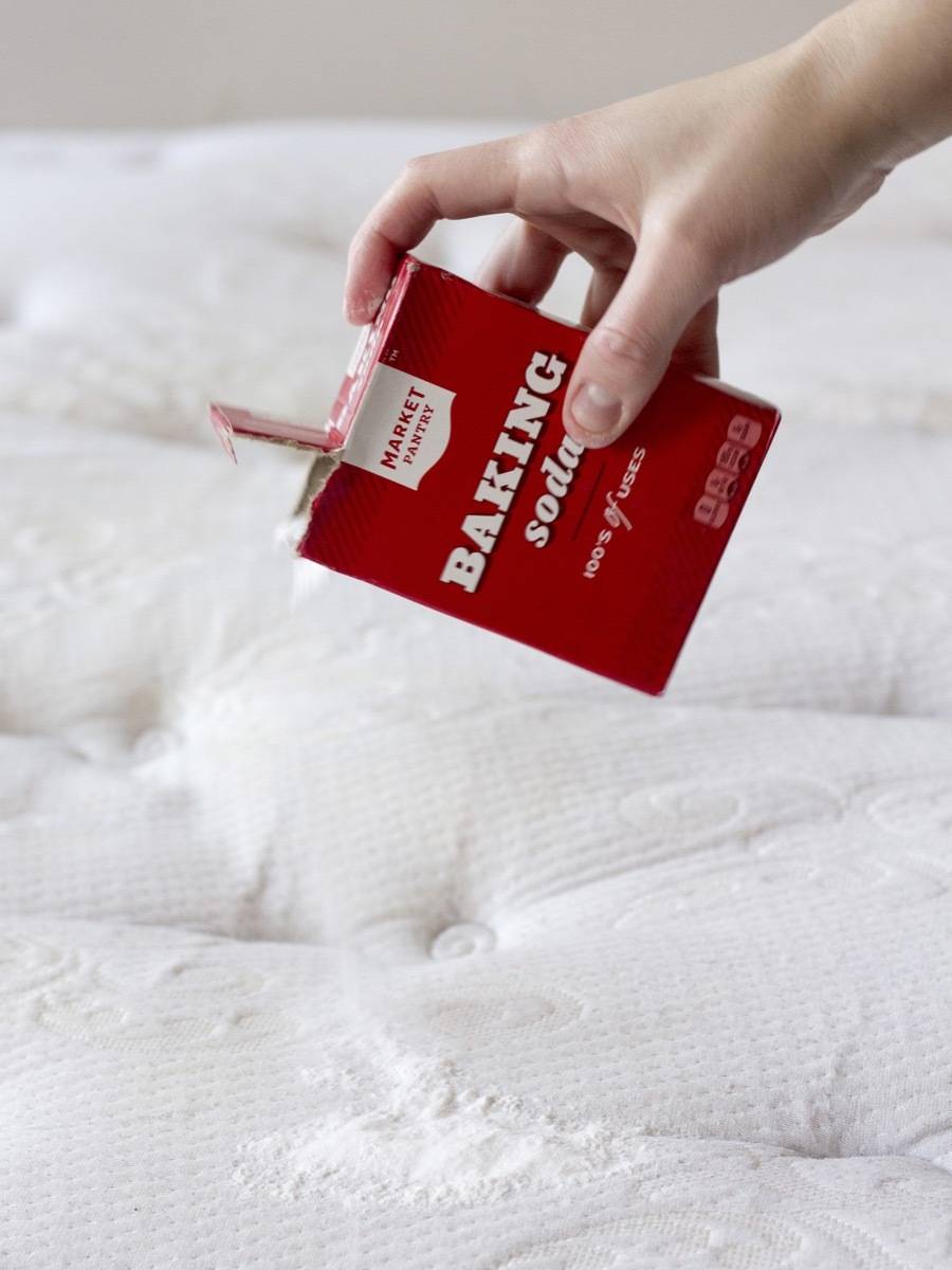 How to Clean your Mattress: Use baking soda to remove moisture and odor
