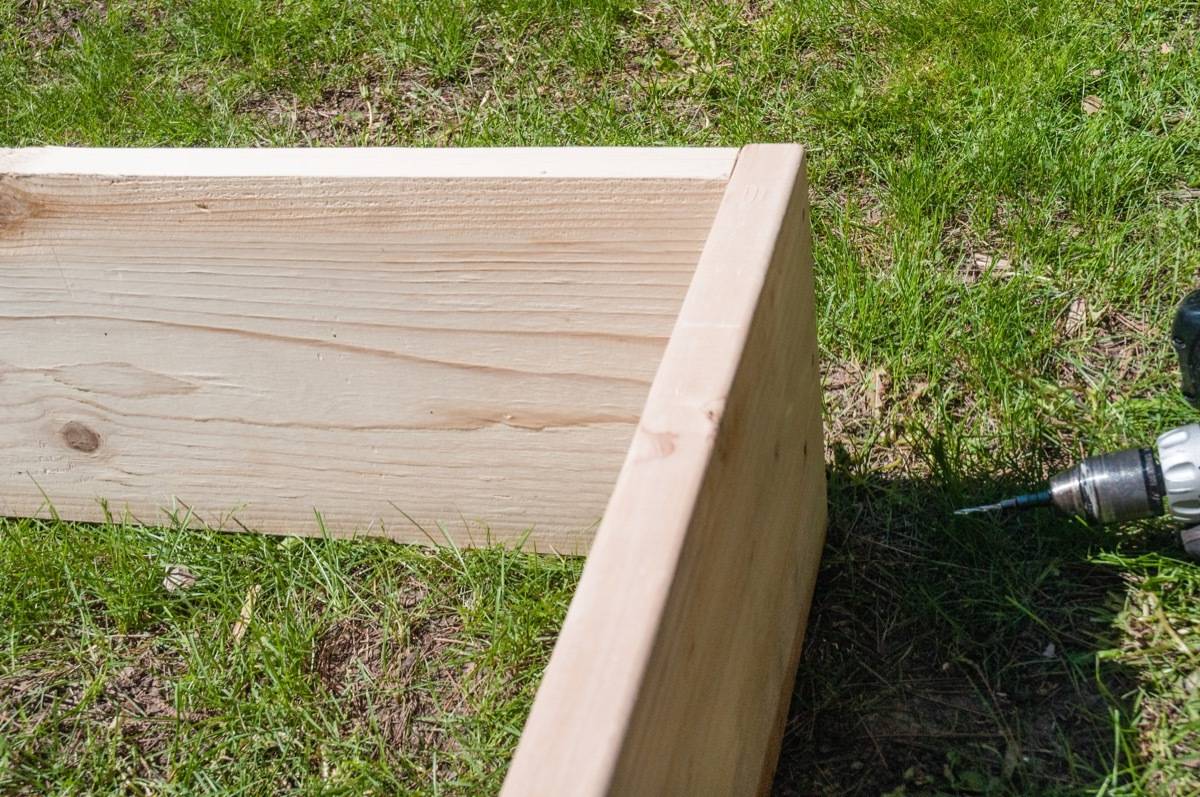 How to Make a Modular CritterProof Vegetable Garden