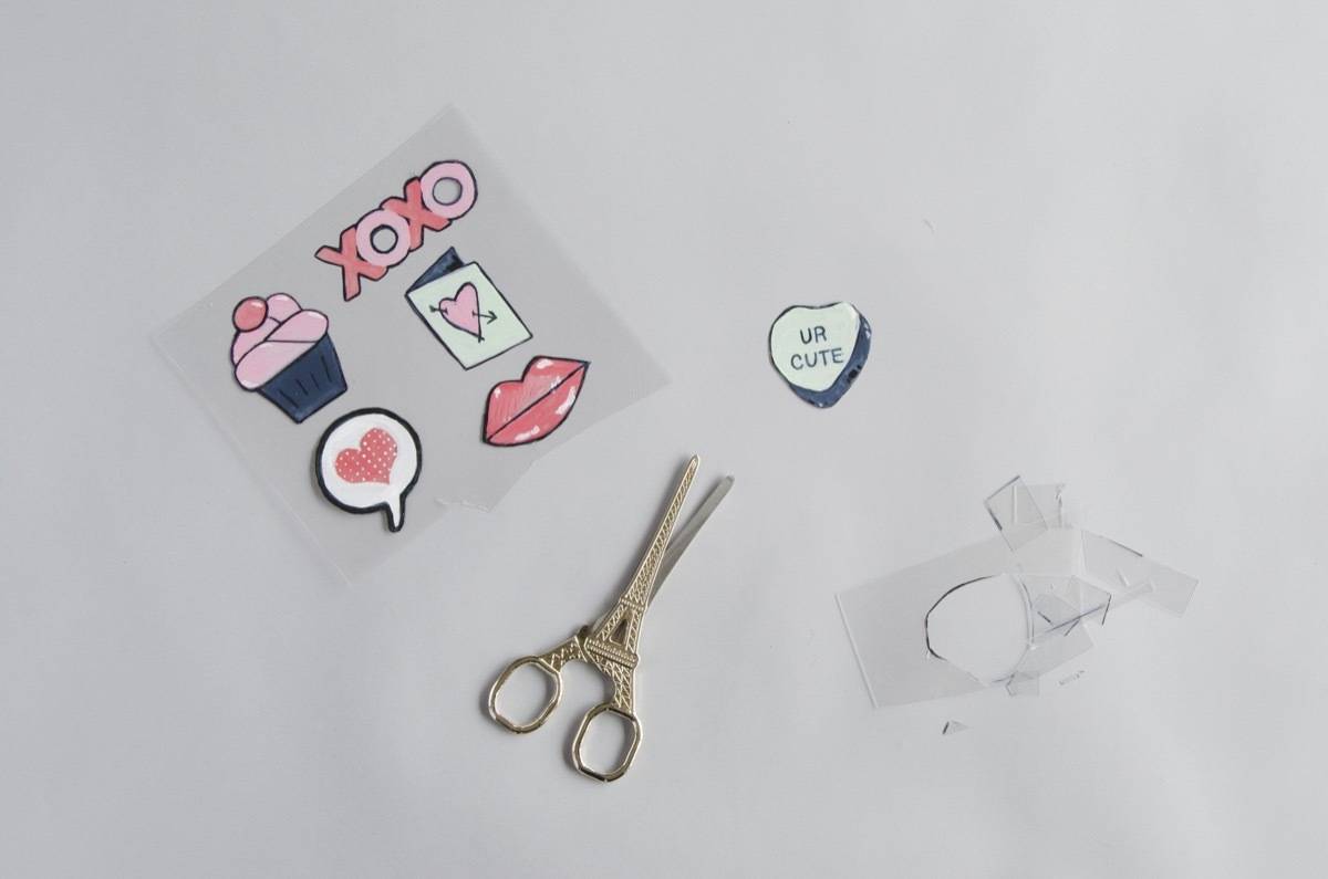 Shrinky Dinks can be transformed into lookalike enamel pins - learn how with this step-by-step tutorial.