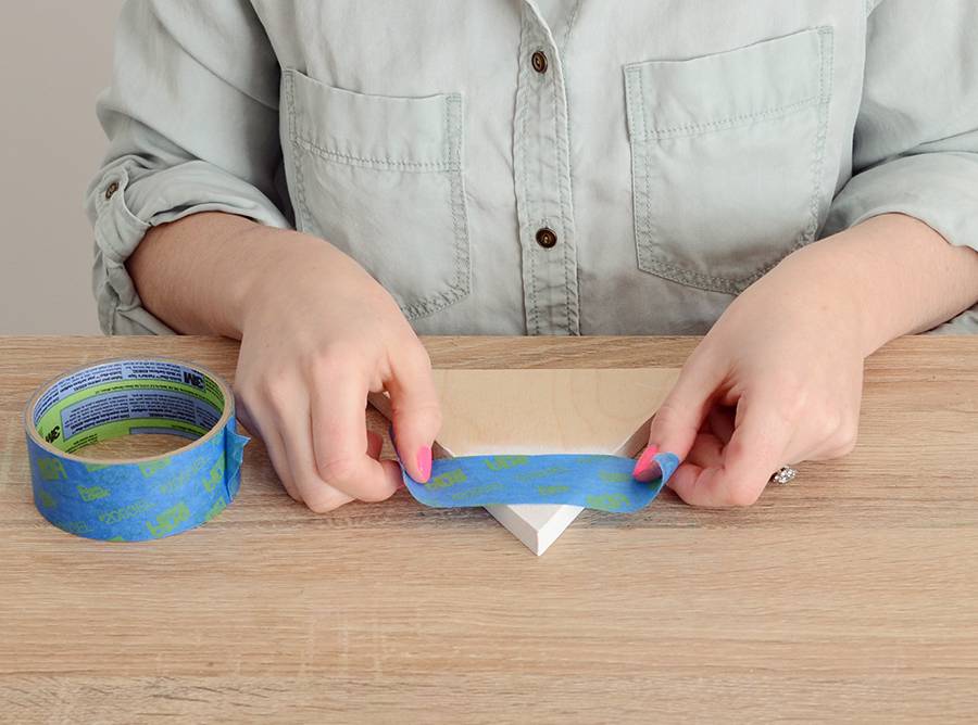 Easy DIY Snowy Mountain Napkin Holder