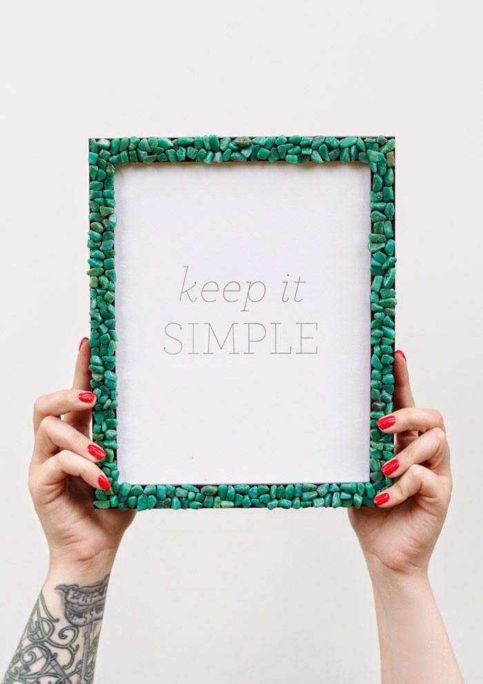 Picture frame makeover ideas - Photo via Poppytalk