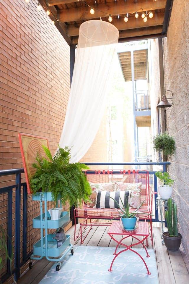 10 Ways to Make the Most of Your Tiny Porch this Summer